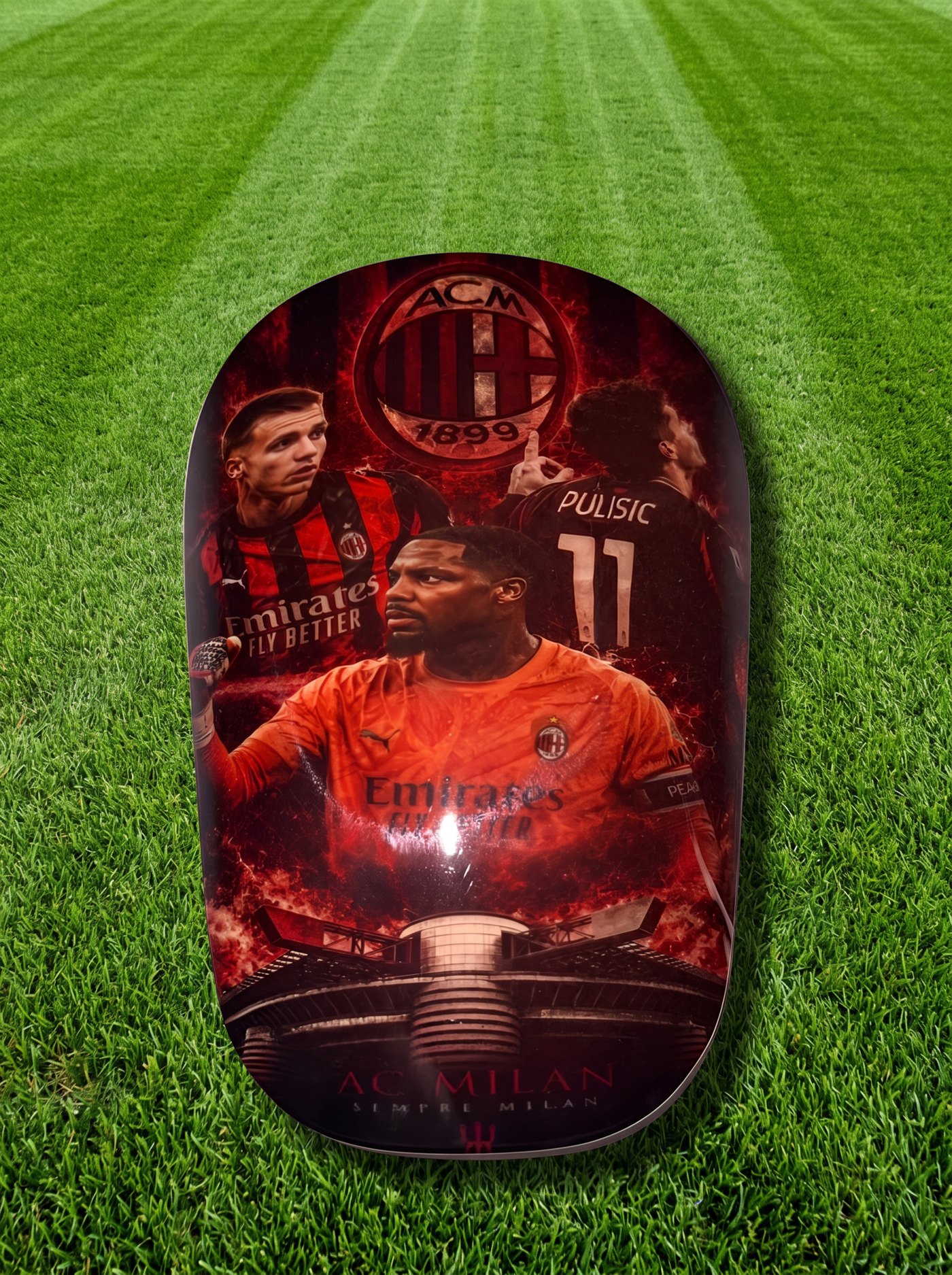 fan2pitch Schienbeinschoner Beispiel AC Milan Echtfoto